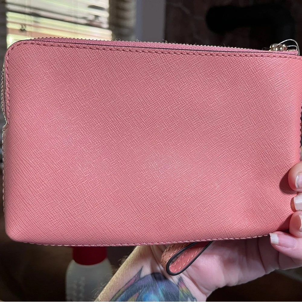 Michael Kors Wristlet - Picture 2 of 4